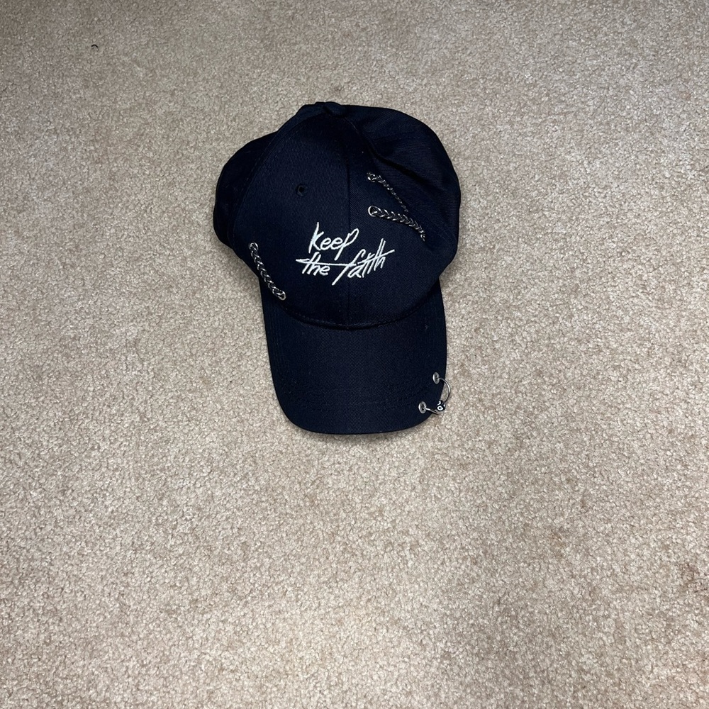 Hat bundle - Picture 3 of 3
